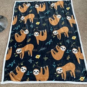 Sloth Printed Throw Blanket - never been used.